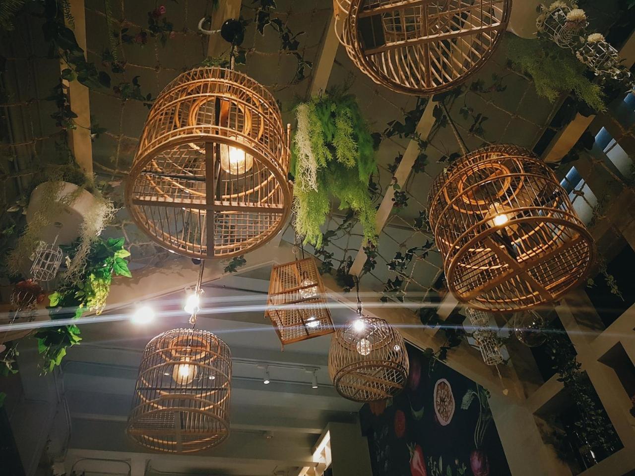 Kinnon Deluxe Hostel Coworking Cafe Bangkok Exteriér fotografie